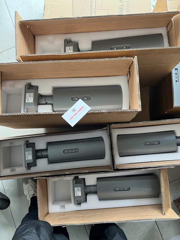 Camera nhận diện biển số xe Hikvision iDS-CGT43L 1